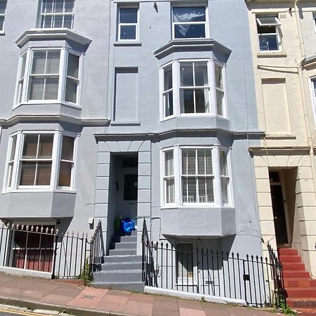 Centrally Located, Comfortable Apartment Near Station, Beach And North Laines ブライトン エクステリア 写真