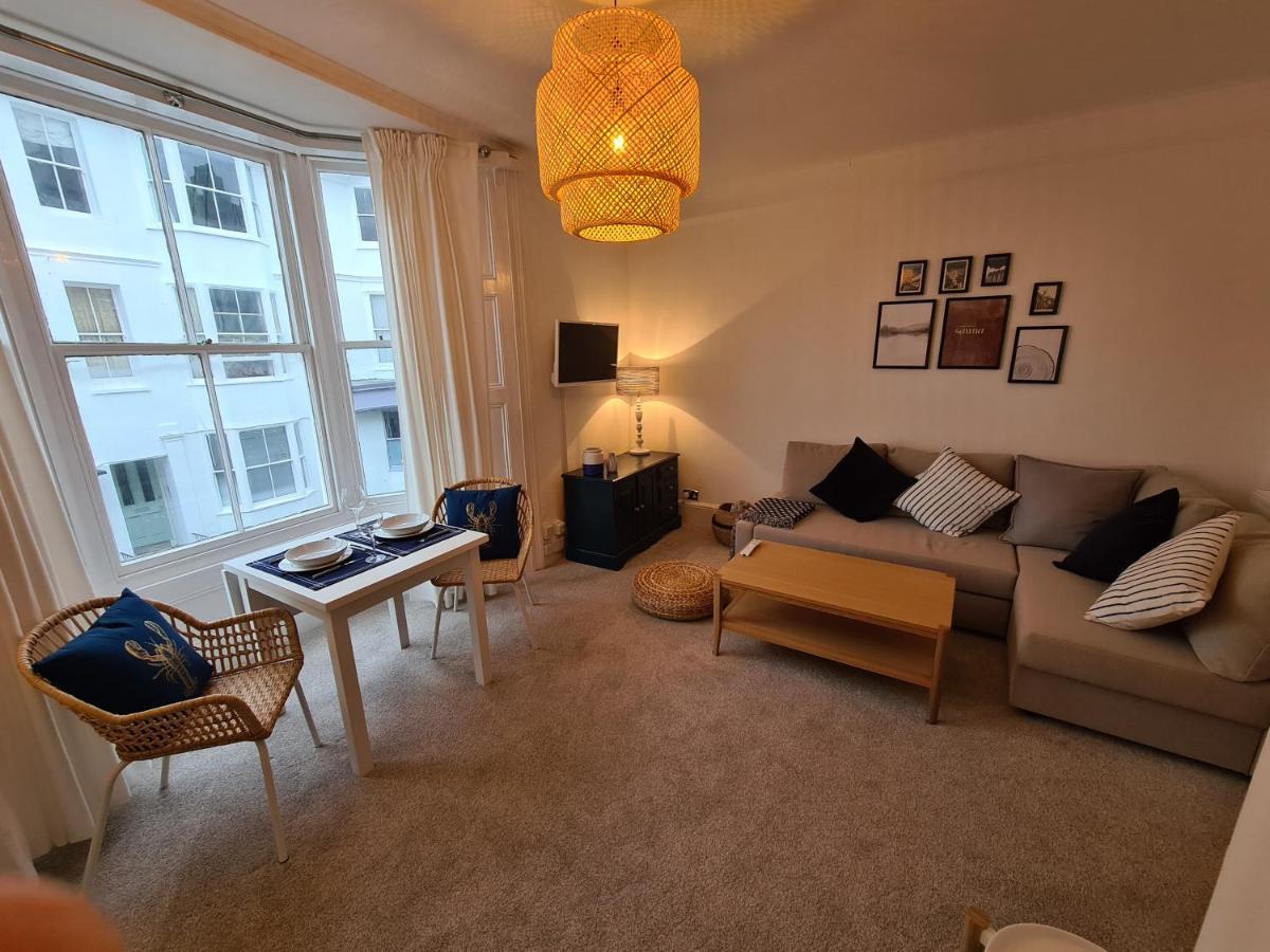 Centrally Located, Comfortable Apartment Near Station, Beach And North Laines ブライトン エクステリア 写真