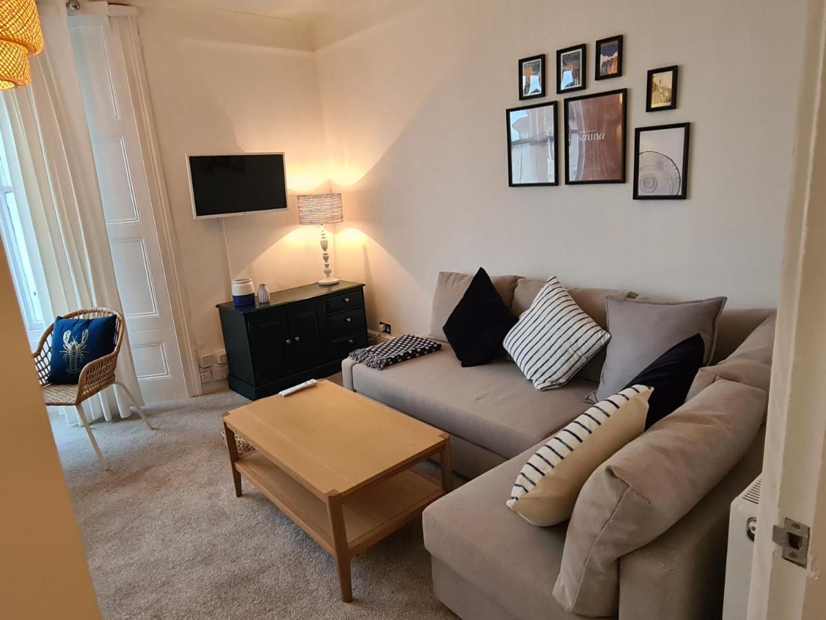 Centrally Located, Comfortable Apartment Near Station, Beach And North Laines ブライトン エクステリア 写真
