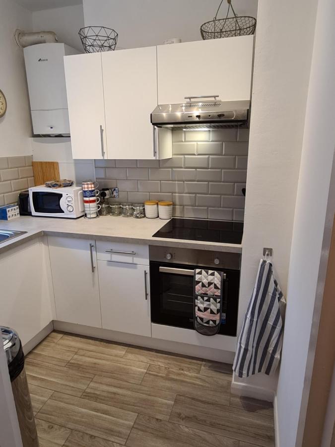 Centrally Located, Comfortable Apartment Near Station, Beach And North Laines ブライトン エクステリア 写真