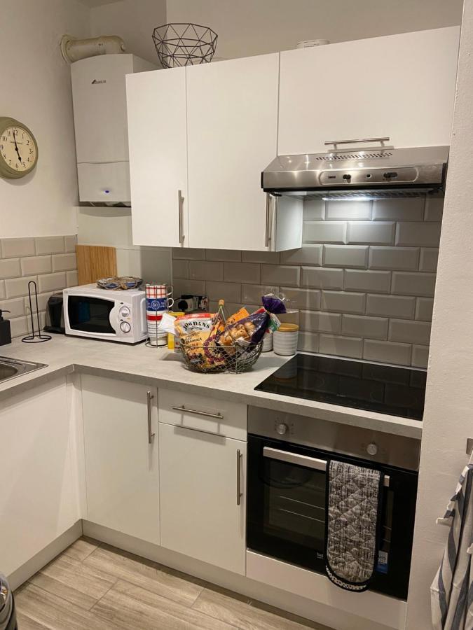 Centrally Located, Comfortable Apartment Near Station, Beach And North Laines ブライトン エクステリア 写真