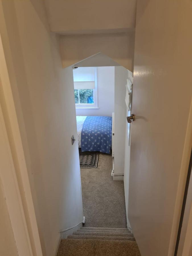 Centrally Located, Comfortable Apartment Near Station, Beach And North Laines ブライトン エクステリア 写真